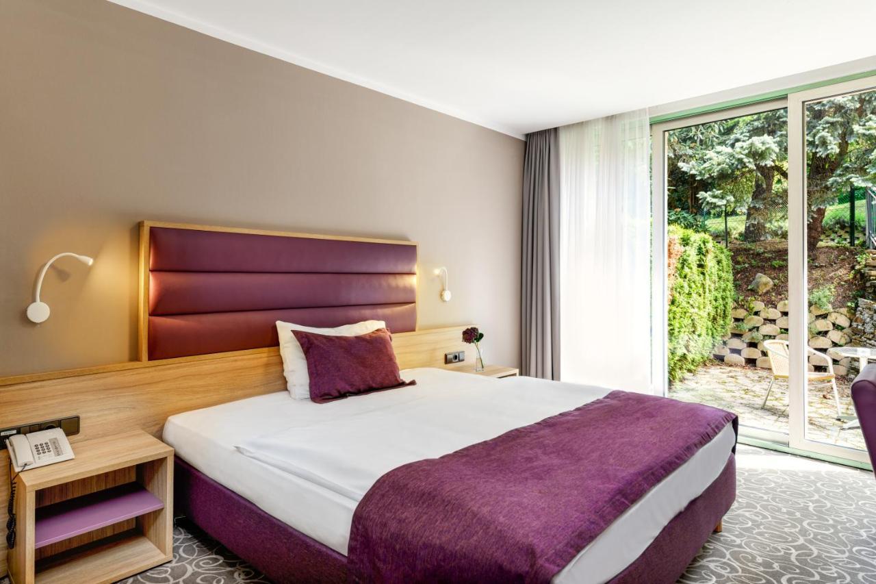 Schild Hotel Viena